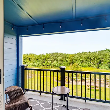 Ocean Shores Condo Walk To The Beach!